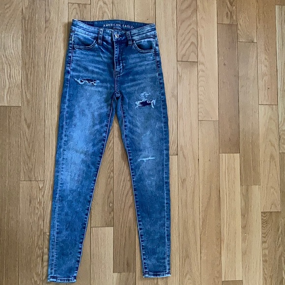 American Eagle hi rise jegging size 0 reg ripped